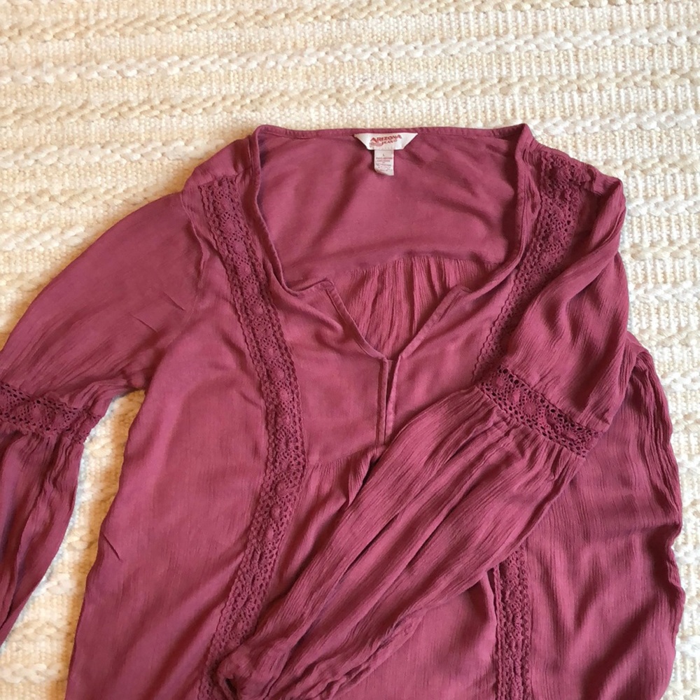 Women’s purple shirt
